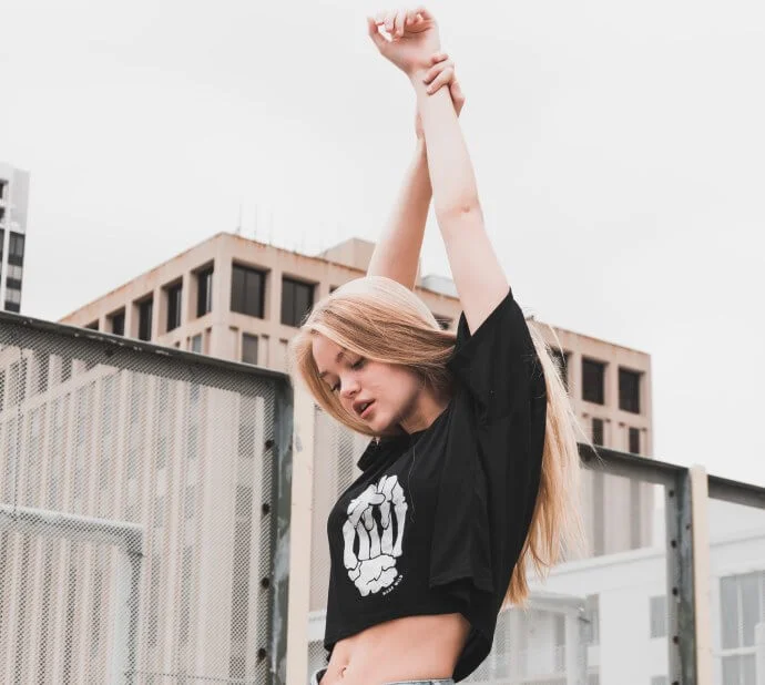 t-shirts personnalisés pas chers au design minimaliste