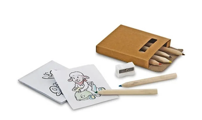 crayons, gadgets pour enfants et t-shirts personnalisés pas chers