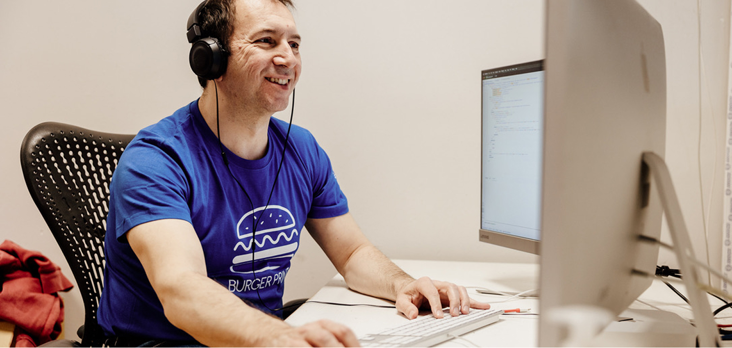 Écrire à un opérateur